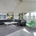 Lova - 600m From The Sea By Interhome * Блаванн