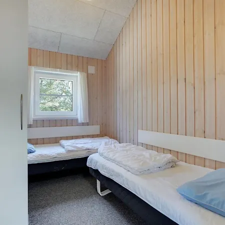 Дом отдыха Lova - 600m From The Sea By Interhome *