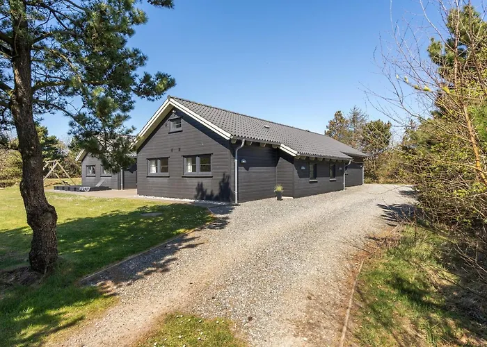 Holiday home Lova - 600m From The Sea By Interhome Blavand