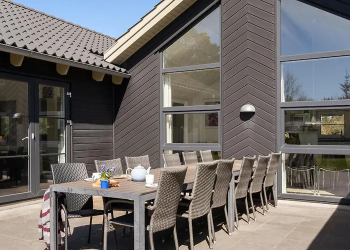 Holiday home Lova - 600m From The Sea By Interhome Blavand