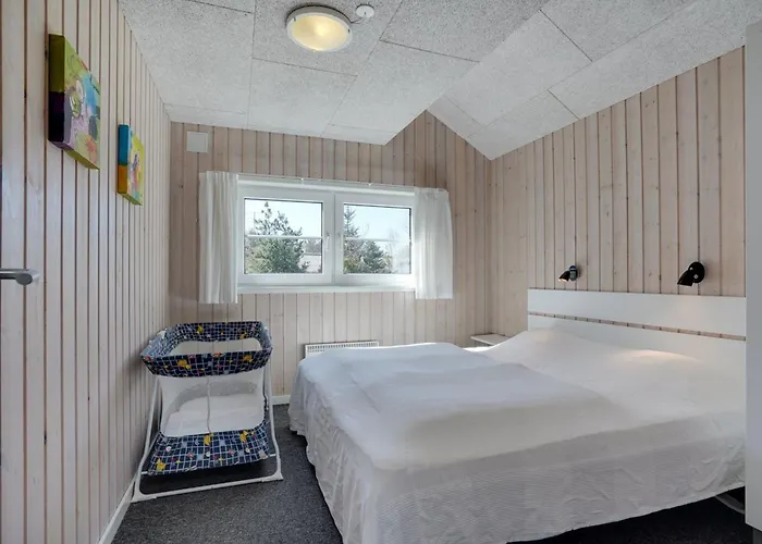 Holiday home Lova - 600m From The Sea By Interhome Blavand