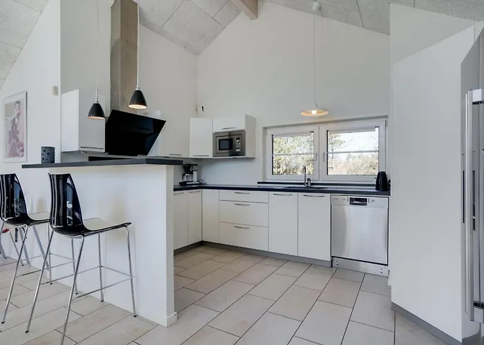 Lova - 600m From The Sea By Interhome Holiday home